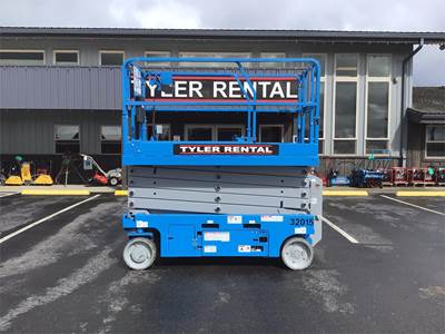 Genie GS-3246 Scissor Lift - 38ft Working Height