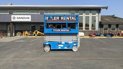 Genie GS-3246 Scissor Lift - 32ft Working Height