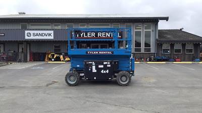 Genie GS-3369 RT Scissor Lift - 39ft Working Height