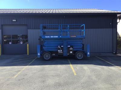 Genie GS-5390 RT Scissor Lift
