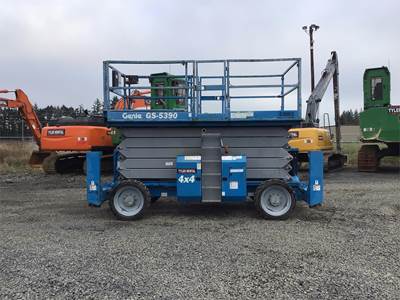 Genie GS-5390 RT Scissor Lift - 58ft Working Height