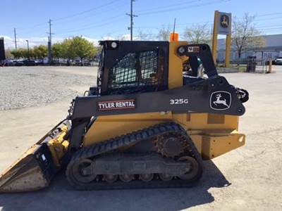 John Deere 325G Skid Steer