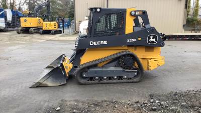 John Deere 325G Skid Steer