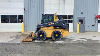 John Deere 332G Skid Steer