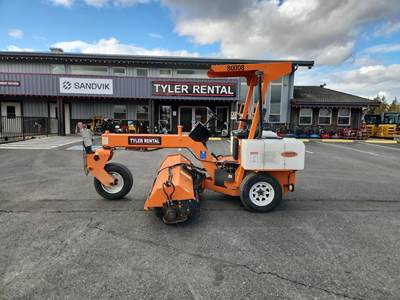 Lay-Mor SM300 Sweeper