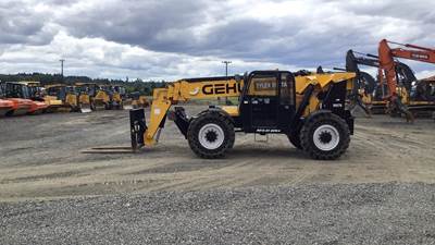 Gehl RS10-55 GEN 4 Telehandler - 10000lb Capacity, 55ft Lift Height, 55ft Reach