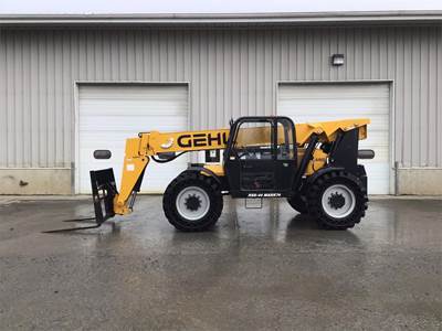Gehl RS8-44 MARK 74 Telehandler - 8000lb Capacity, 44ft Reach