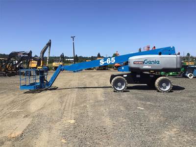 Genie S-65 Telescopic Boom Lift