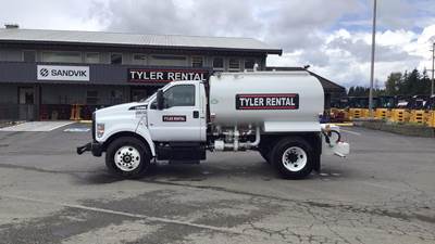 Ford F-750 Water Truck