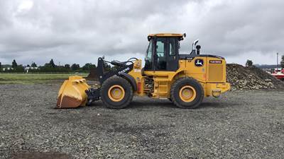 John Deere 624 P-Tier Wheel Loader