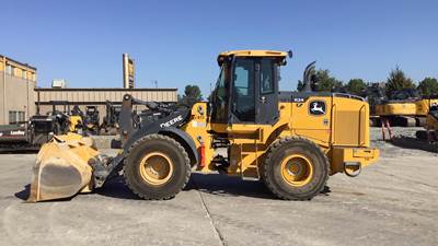 John Deere 624 P-Tier Wheel Loader