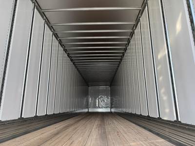 UTILITY 53 ft Dry Van Trailer - Swing Door, Air Ride