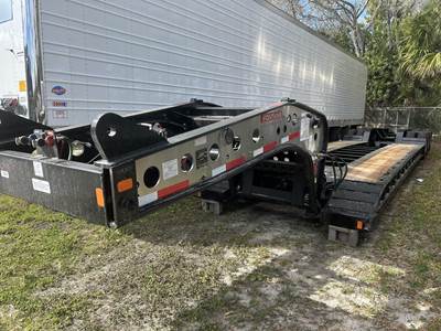 Fontaine MAGNITUDE 55H-FLD Lowboy Trailer