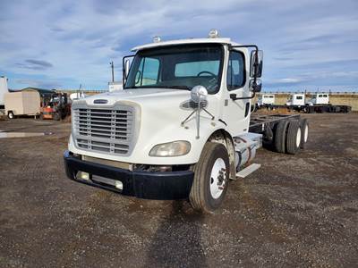 2009 Freightliner M2 Cab & Chassis Truck
