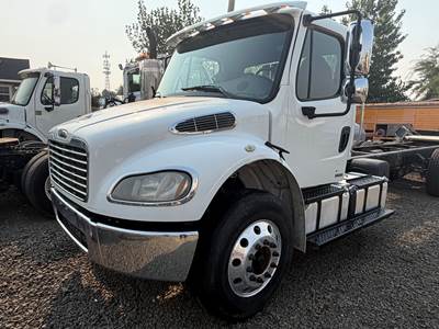2012 Freightliner M2 Cab & Chassis Truck