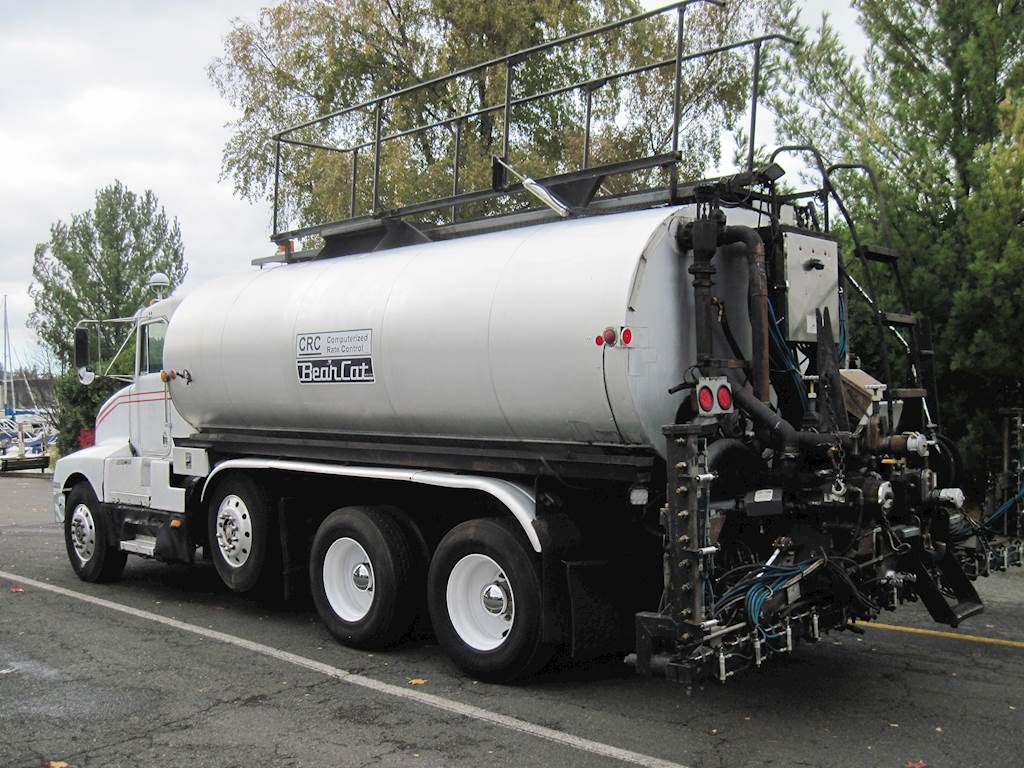 1998 BearCat BC501/CRC Hot Oil / Asphalt Distributor Truck For Sale
