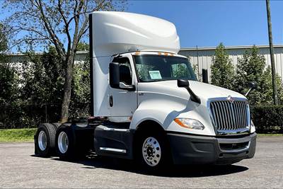 International LT625 Day Cab Truck - Cummins 400HP, 12 Speed