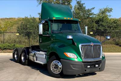 International LT625 Day Cab Truck - A26 450HP, 12 Speed