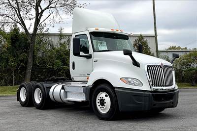 International LT625 Day Cab Truck - A26 430HP, 10 Speed