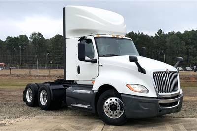 International LT625 Day Cab Truck - A26 400HP, 12 Speed
