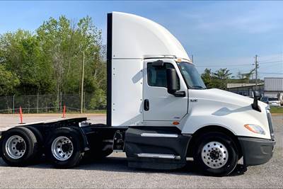 International LT625 Day Cab Truck - A26 400HP, 12 Speed