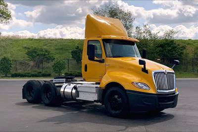 International LT625 Day Cab Truck - A26 430HP, 10 Speed