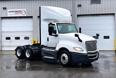 International LT625 Day Cab Truck - Cummins 400HP, 12 Speed