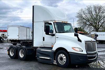 International LT625 Day Cab Truck - A26 400HP, 12 Speed