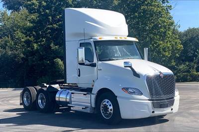 International LT625 Day Cab Truck - 450HP, 14 Speed