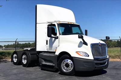 International LT625 Day Cab Truck - Cummins 400HP, 12 Speed