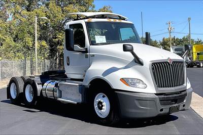 International LT625 Day Cab Truck - Cummins 450HP, 12 Speed