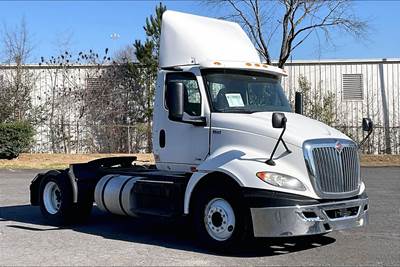 International RH613 4x2 Day Cab Truck - A26 410HP, 10 Speed