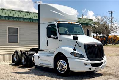 International RH613 6x4 Day Cab Truck - A26 430HP, 12 Speed