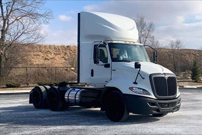 International RH613 6x4 Day Cab Truck - A26 450HP, 12 Speed
