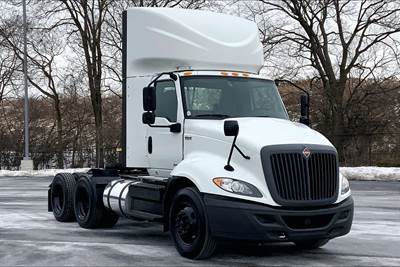 International RH613 6x4 Day Cab Truck - A26 450HP, 12 Speed