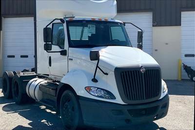 International RH613 6x4 Day Cab Truck - A26 450HP, 12 Speed