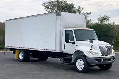 International MV607 Truck - Cummins, 250HP, 5 Speed