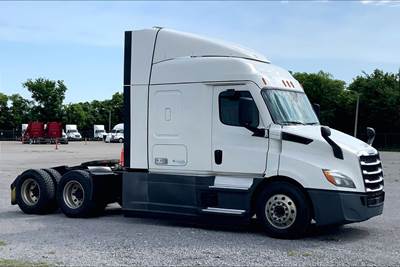 Freightliner Cascadia Sleeper Semi Truck - 60" Mid Roof, 450HP, 12 Speed