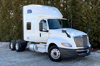 International LT625 Sleeper Semi Truck - 73" Raised Roof Sleeper, Cummins 400HP, 12 Speed