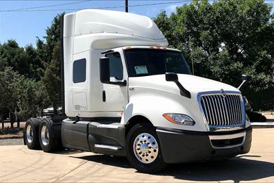 International LT625 Sleeper Semi Truck - 56" Hi Rise Sleeper, Cummins 400HP, 12 Speed