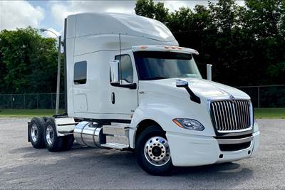 International LT625 Sleeper Semi Truck - 73" Hi Rise Sleeper, A26 450HP, 12 Speed