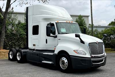 International LT625 Sleeper Semi Truck - 56" Hi Rise Sleeper, A26 400HP, 12 Speed