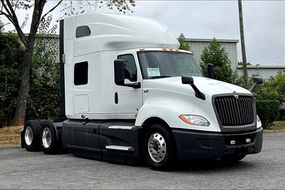 International LT625 Sleeper Semi Truck - 73" Raised Roof Sleeper, Cummins 400HP, 12 Speed