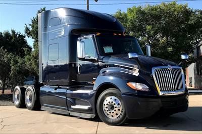 International LT625 Sleeper Semi Truck - 73" Raised Roof Sleeper, A26 450HP, 12 Speed