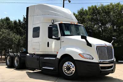International LT625 Sleeper Semi Truck - 56" Hi Rise Sleeper, Cummins 400HP, 12 Speed