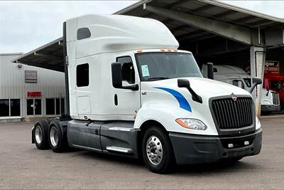International LT625 Sleeper Semi Truck - 73" Raised Roof Sleeper, Cummins 400HP, 12 Speed