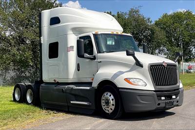 International LT625 Sleeper Semi Truck - 73" Raised Roof Sleeper, Cummins 400HP, 12 Speed