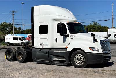 International LT625 Sleeper Semi Truck - 56" Hi Rise Sleeper, A26 400HP, 12 Speed