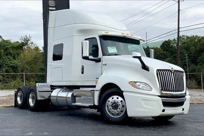International LT625 Sleeper Semi Truck - 73" Hi Rise Sleeper, A26 450HP, 12 Speed