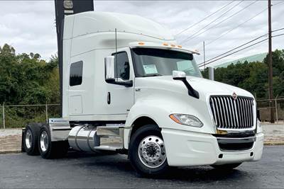 International LT625 Sleeper Semi Truck - 73" Hi Rise Sleeper, A26 450HP, 12 Speed